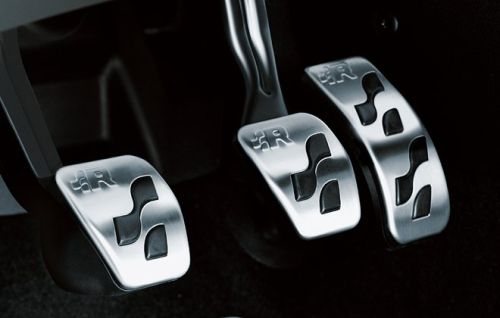 педали автомобиля