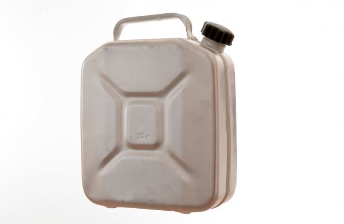 Лучшая канистра для бензина