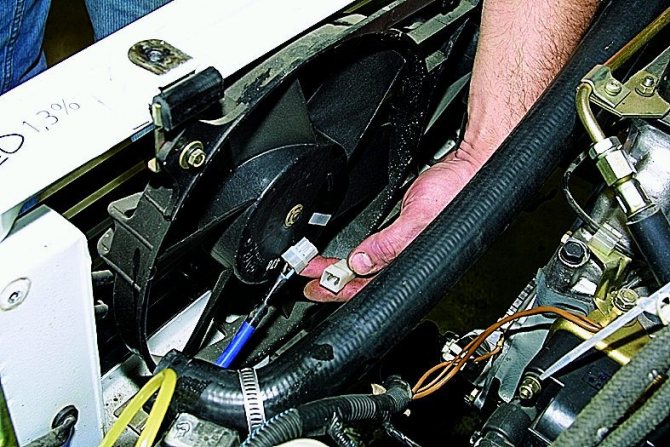 Шевроле нива не включается вентилятор