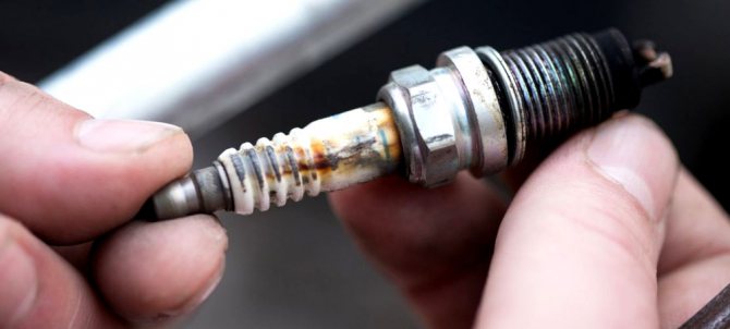 Свеча зажигания