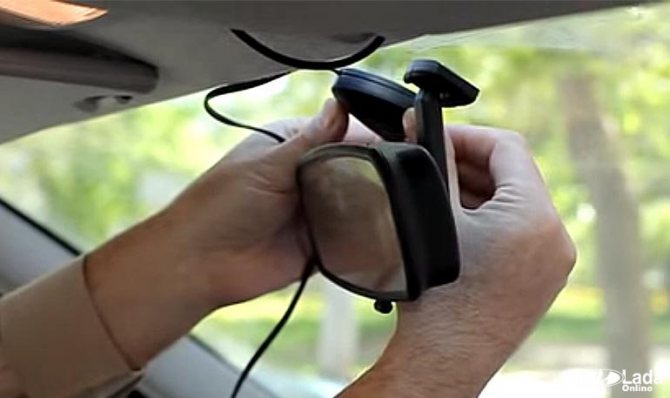 Установка датчика дождя на автомобили Лада