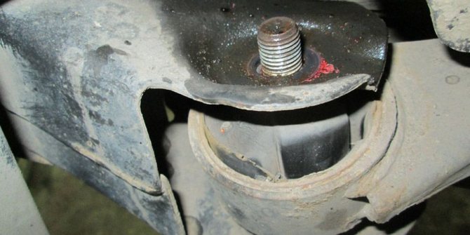 Все о сайлентблоках: описание и разновидности